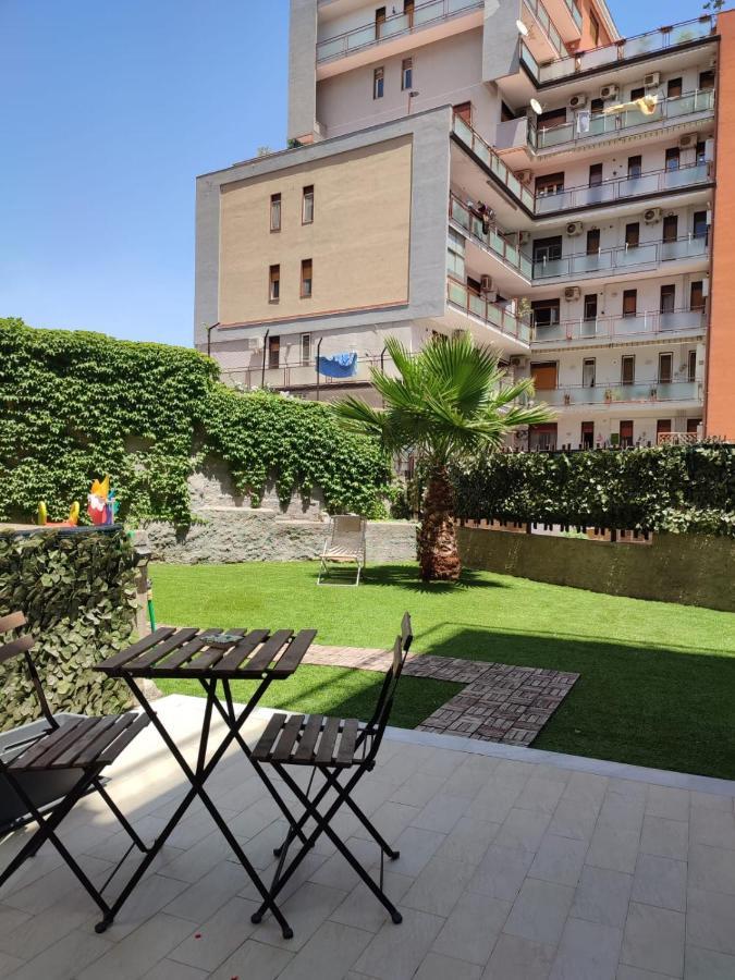 Appartamento Incantevole Con Parcheggio E Giardino Κατάνια Εξωτερικό φωτογραφία